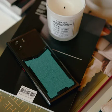 METAVERTU Curve 5G Web3 Green Calfskin