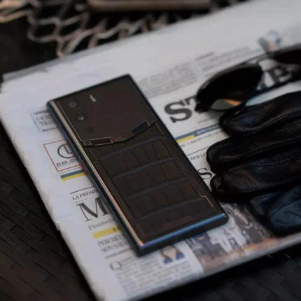 METAVERTU Curve 5G Web3 Navy Blue Alligator Skin